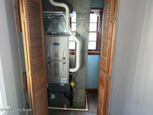 2428 Donna Road Louisville, KY 40216 - Photo 28 of 33 Furnace