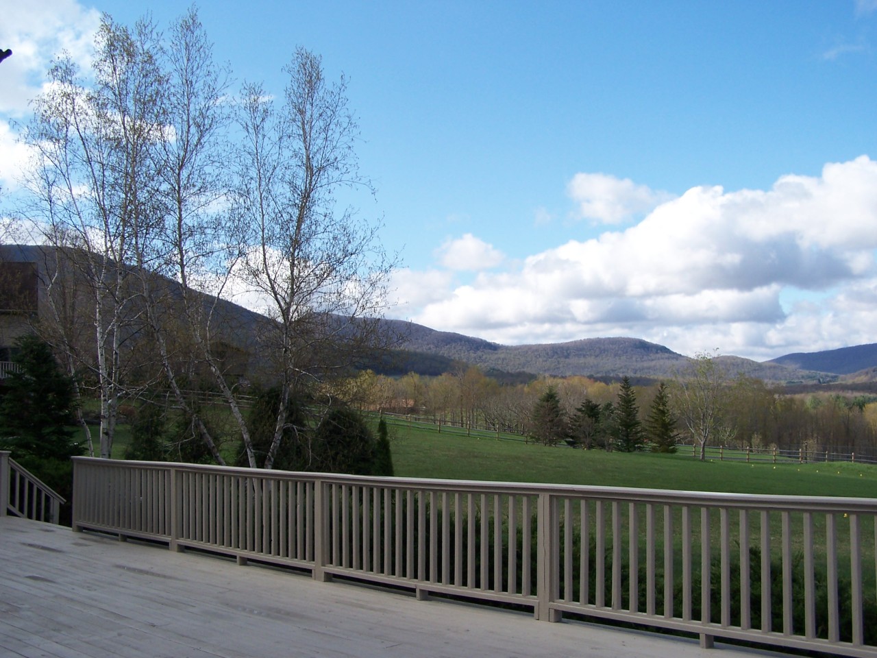 415 Stratton Road Williamstown, MA 01267 - Photo 4 of 27 Views