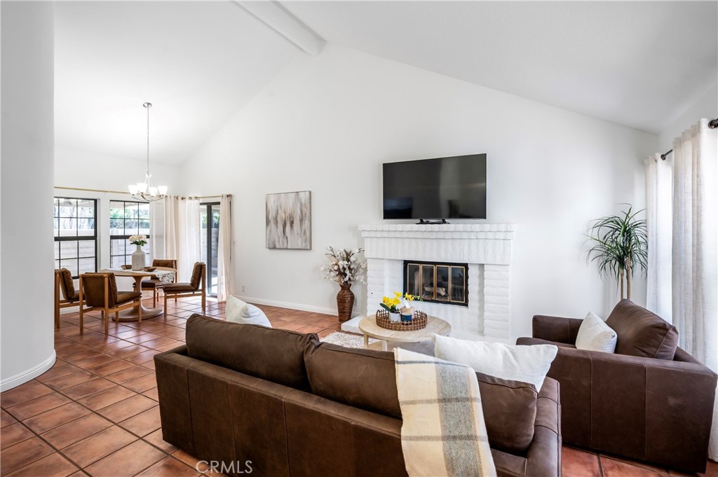 492 East Yale Loop Irvine, CA 92614 - Photo 3 of 31