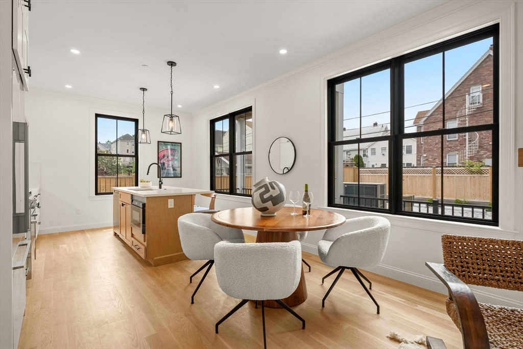 27 Shepard Street, Unit 5 Boston, MA 02135 - Photo 7 of 33