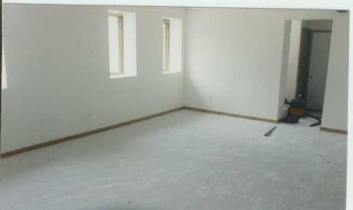 221 Monks Road, Unit O Valencia, PA 16059 - Photo 3 of 8 Gallery Image 3