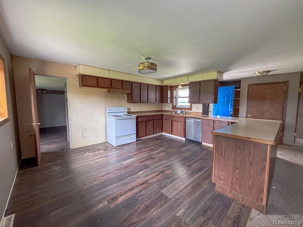 4169 Sagatoo Road Standish, MI 48658 - Photo 6 of 26 Gallery Image 6
