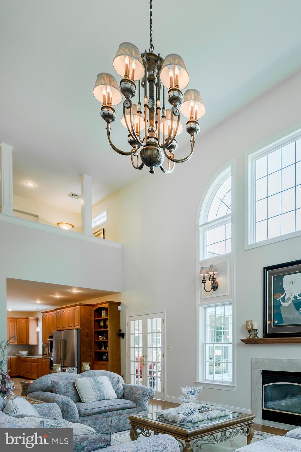 25 Millrace Drive Lancaster, PA 17603 - Photo 15 of 65 Thomasville chandelier