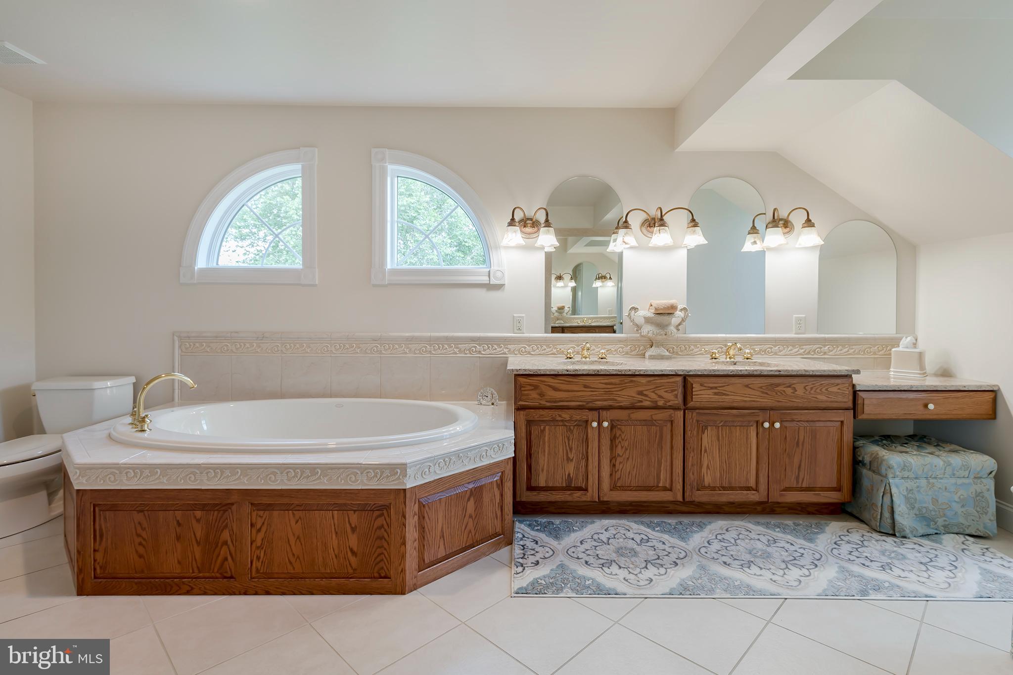 25 Millrace Drive Lancaster, PA 17603 - Photo 38 of 65 Whirlpool tub and double bowl vanity