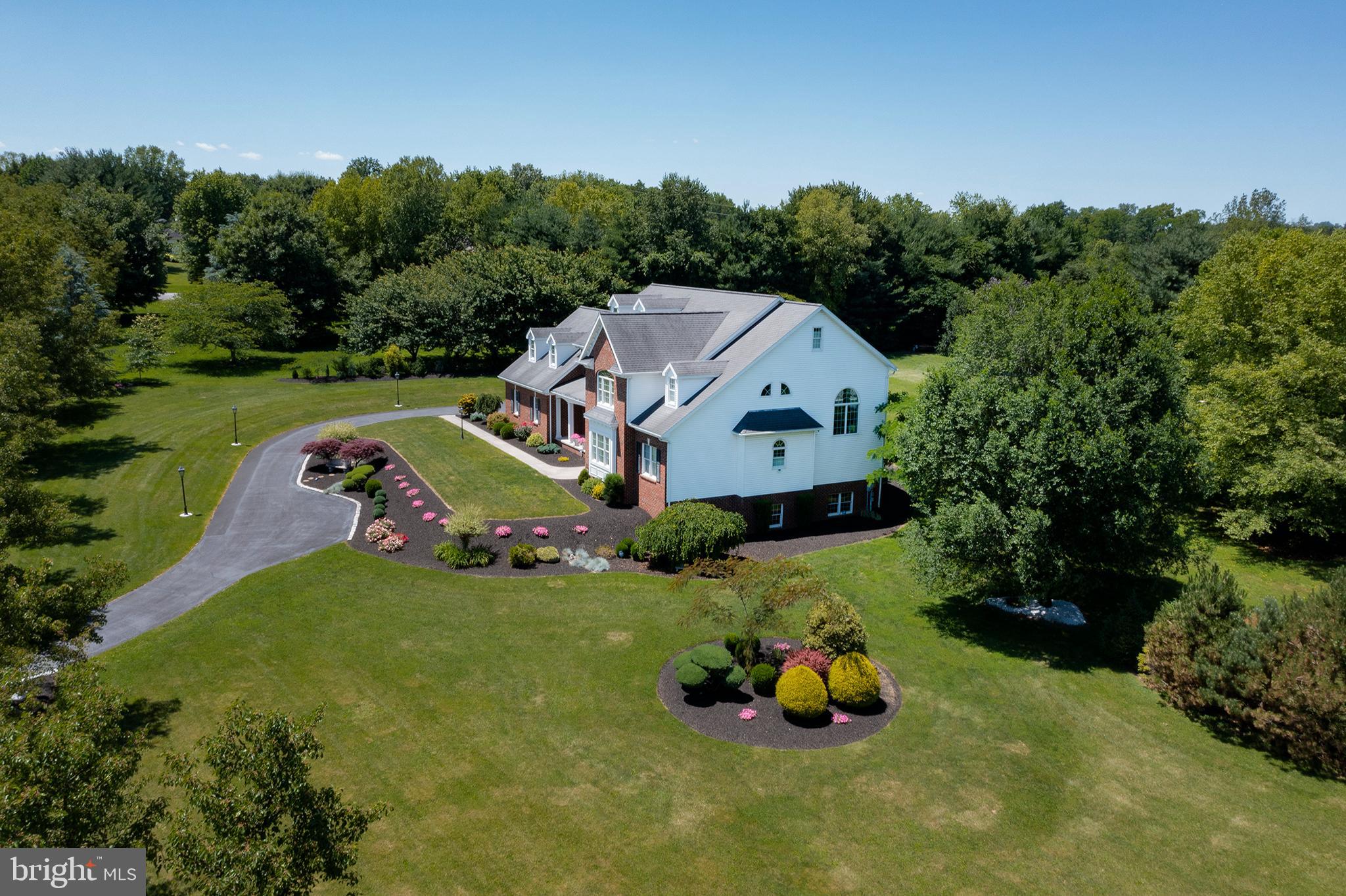 25 Millrace Drive Lancaster, PA 17603 - Photo 10 of 65 Southwest view