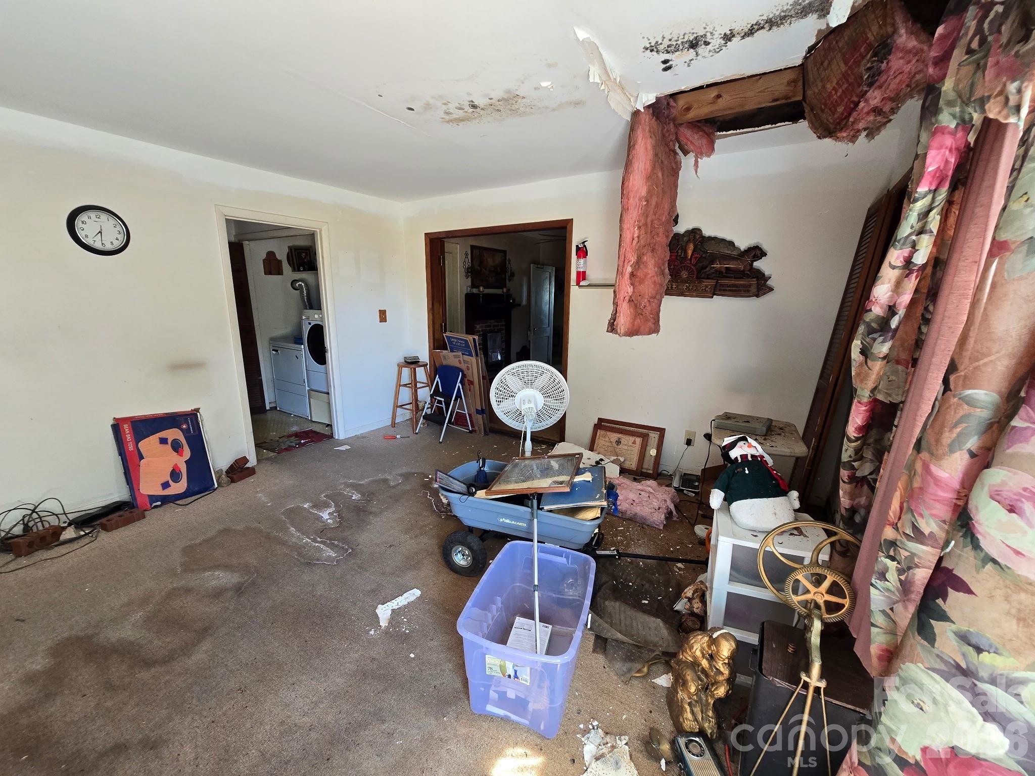 840 Skinner Road Shelby, NC 28152 - Photo 5 of 22 a room with furniture and wooden floor