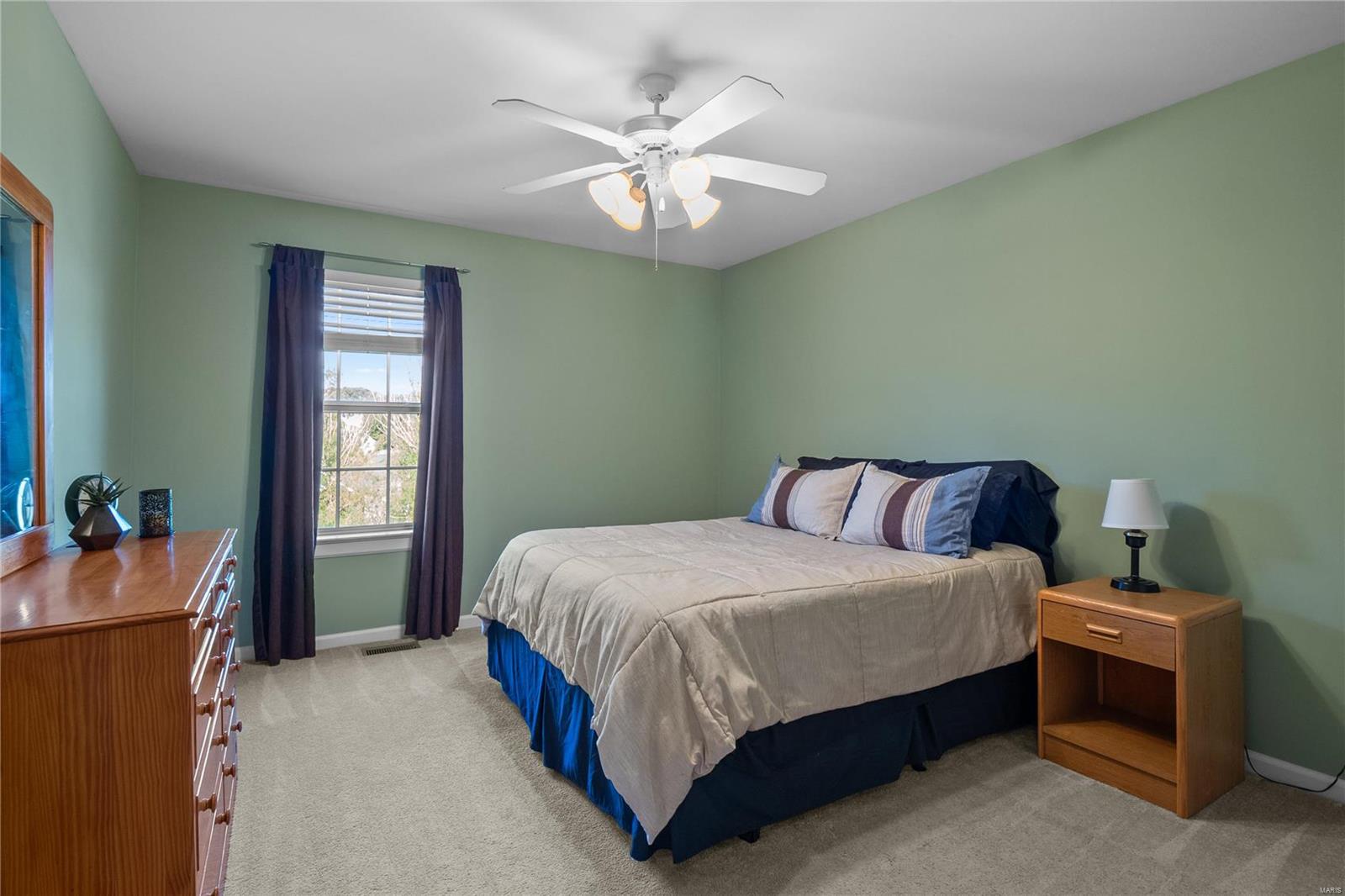 2021 Avalon Ridge Circle Fenton, MO 63026 - Photo 30 of 56