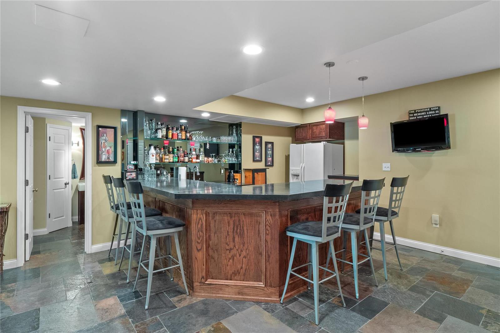 2021 Avalon Ridge Circle Fenton, MO 63026 - Photo 36 of 56