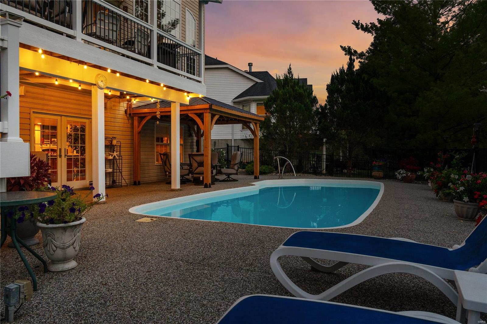 2021 Avalon Ridge Circle Fenton, MO 63026 - Photo 41 of 56