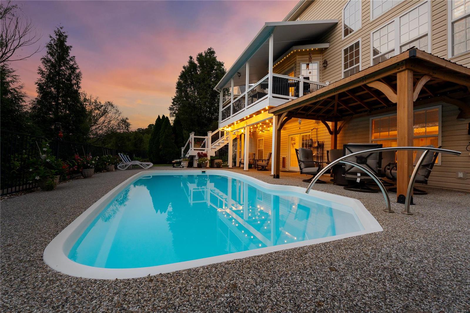 2021 Avalon Ridge Circle Fenton, MO 63026 - Photo 42 of 56