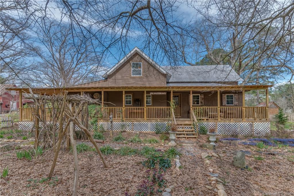 36 Skunk Hollow Road Campobello, SC 29322 - Photo 1 of 43