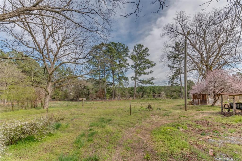 36 Skunk Hollow Road Campobello, SC 29322 - Photo 35 of 43