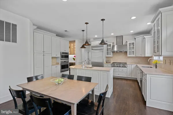 $2,299,000 | 6158 Tompkins Drive, McLean, VA 22101