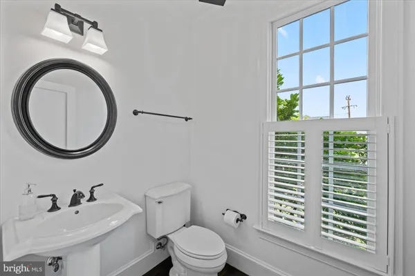 $2,299,000 | 6158 Tompkins Drive, McLean, VA 22101