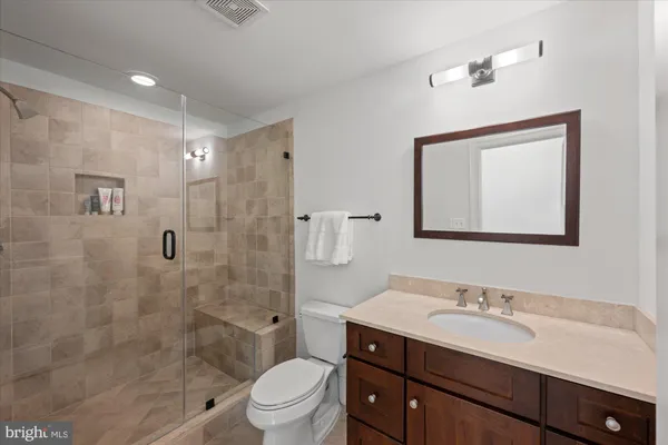 $2,299,000 | 6158 Tompkins Drive, McLean, VA 22101