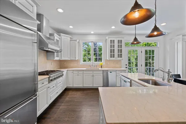 $2,299,000 | 6158 Tompkins Drive, McLean, VA 22101