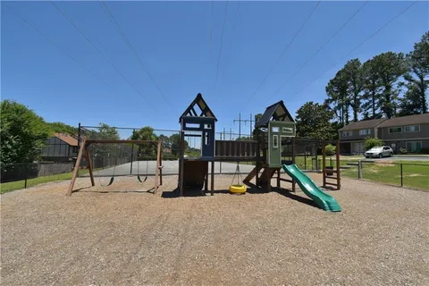 $179,000 | 1198 Ashborough Terrace, Unit J, Marietta, GA 30067