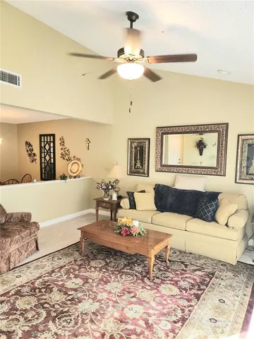 $149,900 | 3936 Oak Loop, Unit 7, Mulberry, FL 33860