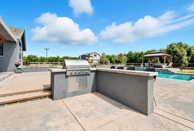 $1,774,888 | 5601 Garst Road, Modesto, CA 95357