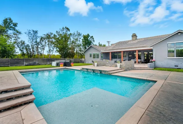 $1,774,888 | 5601 Garst Road, Modesto, CA 95357
