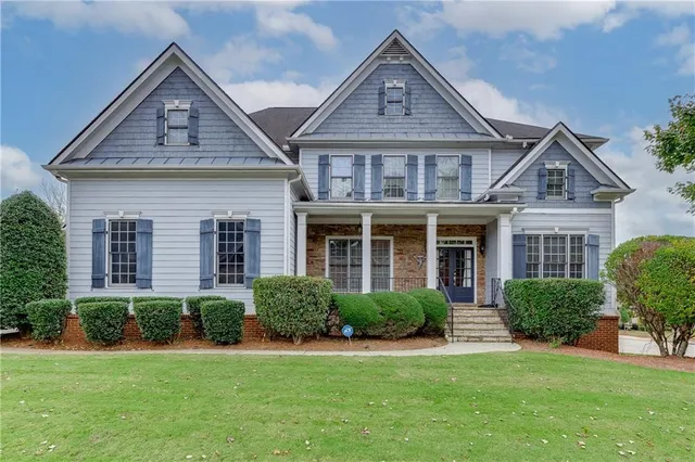 $699,999 | 2581 Trailing Ivy Way Northeast, Buford, GA 30519