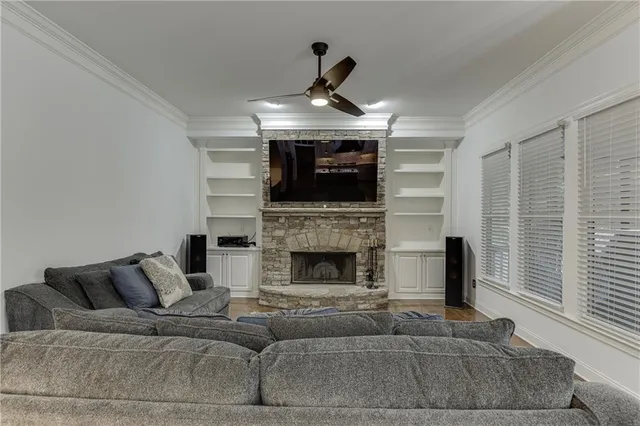 $699,999 | 2581 Trailing Ivy Way Northeast, Buford, GA 30519