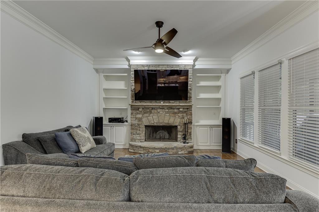 2581 Trailing Ivy Way Northeast Buford, GA 30519 - Photo 19 of 71