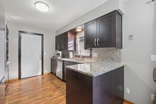 $349,900 | 3725 80th Avenue North, Brooklyn Park, MN 55443