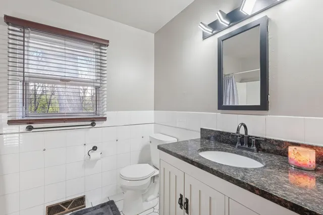 $349,900 | 3725 80th Avenue North, Brooklyn Park, MN 55443