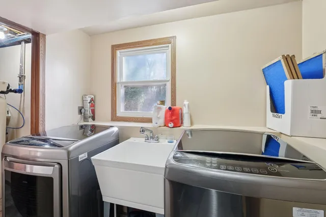 $349,900 | 3725 80th Avenue North, Brooklyn Park, MN 55443