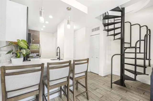 $2,100 | 7801 Northeast 4th Court, Unit 304, Miami, FL 33138