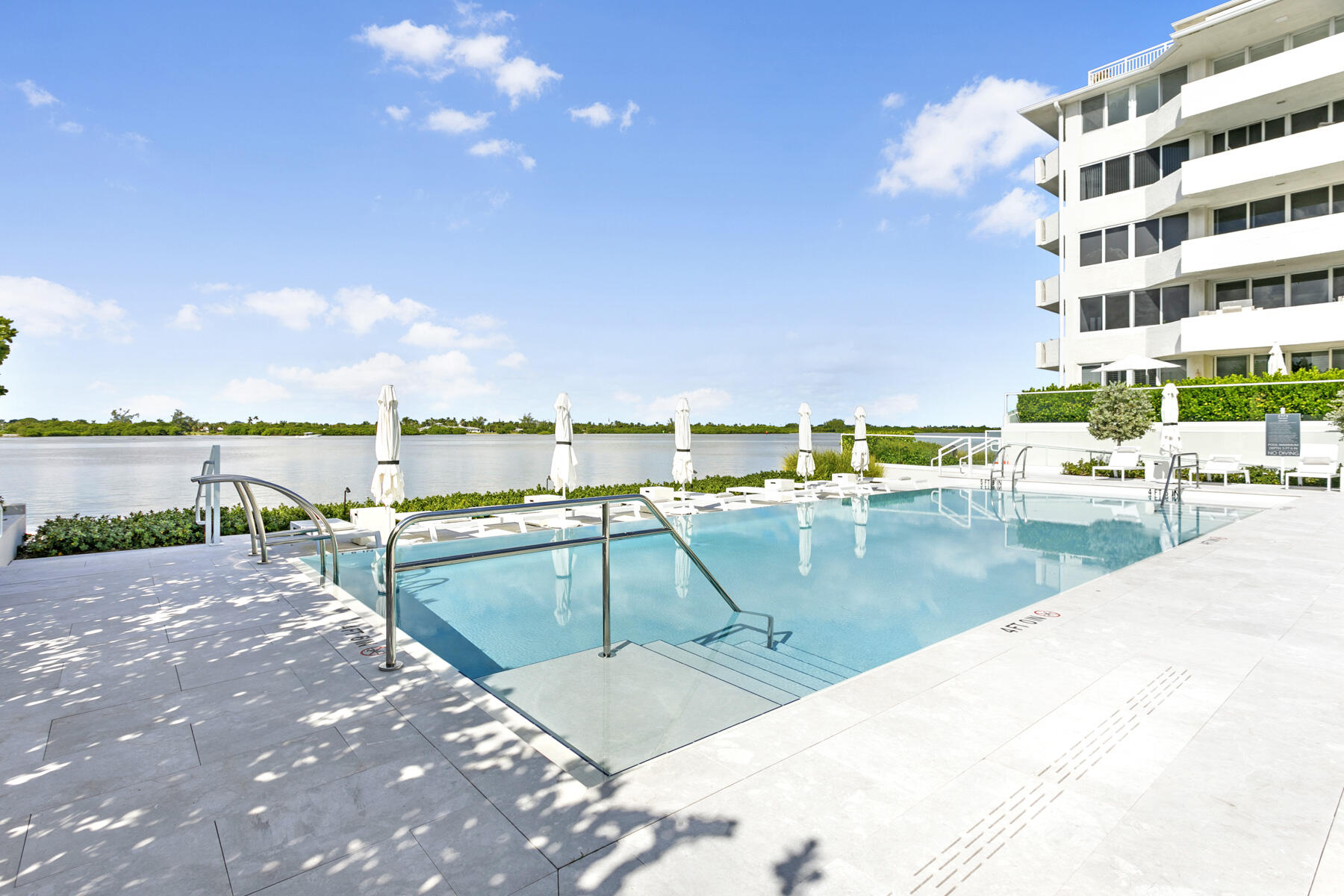 2773 South Ocean Boulevard, Unit 109 Palm Beach, FL 33480 - Photo 24 of 36 24 Pool 38_MLS