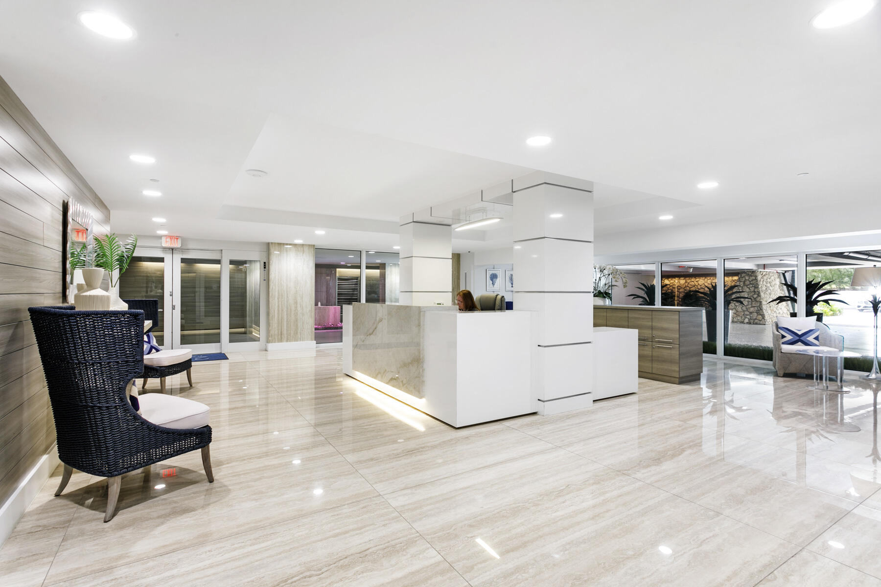 2773 South Ocean Boulevard, Unit 109 Palm Beach, FL 33480 - Photo 32 of 36 a living room with furniture and kitchen view