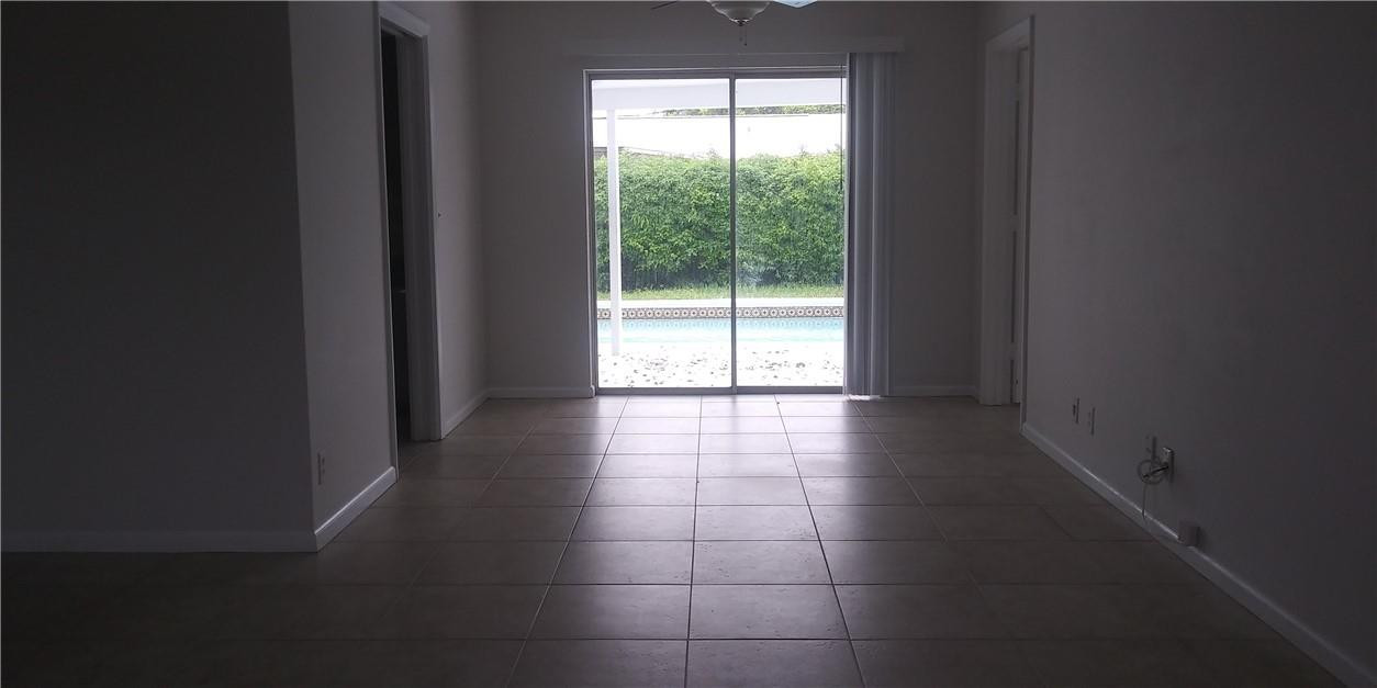 9 Burning Tree Lane Boca Raton, FL 33431 - Photo 12 of 16 Photo 12