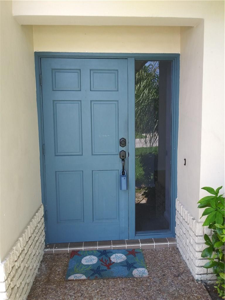 9 Burning Tree Lane Boca Raton, FL 33431 - Photo 2 of 16 Photo 2