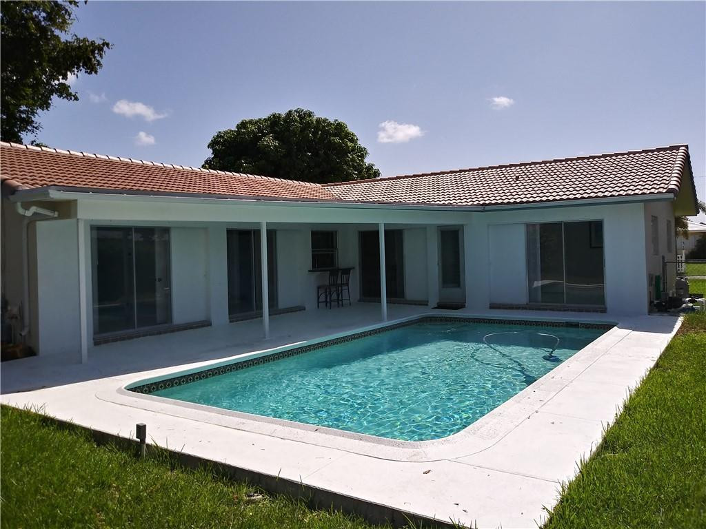 9 Burning Tree Lane Boca Raton, FL 33431 - Photo 4 of 16 Photo 4