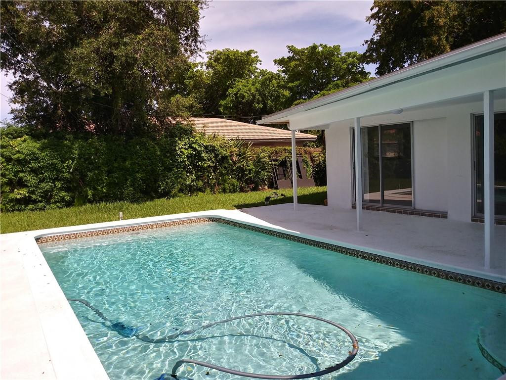 9 Burning Tree Lane Boca Raton, FL 33431 - Photo 5 of 16 Photo 5