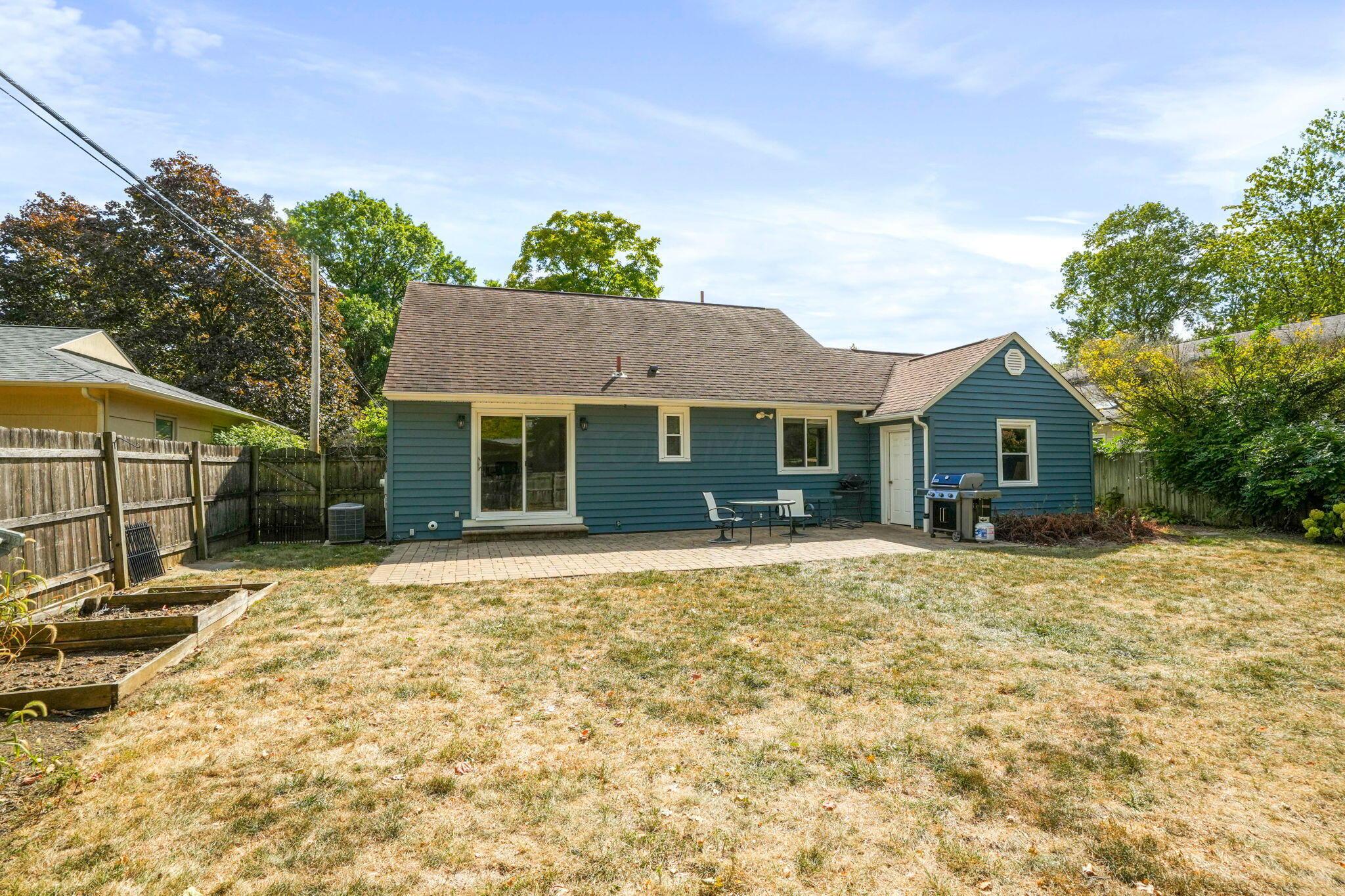 2086 Milden Road Columbus, OH 43221 - Photo 28 of 33 ext