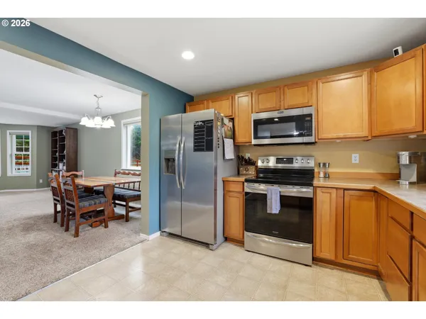 $950,000 | 46725 Southeast George Road, Estacada, OR 97023