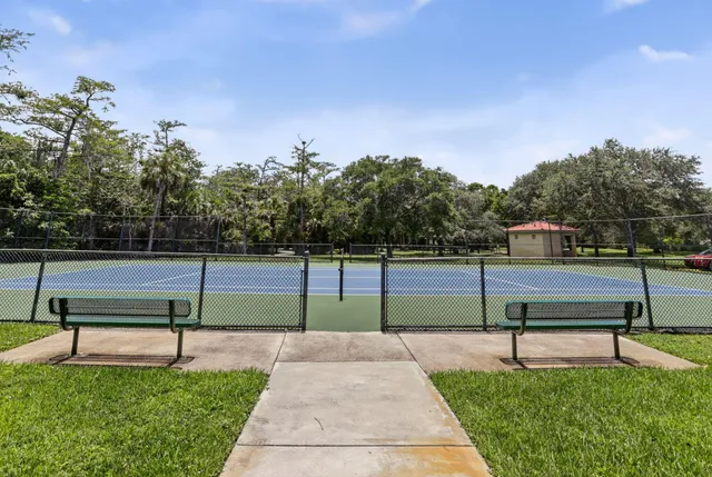 $809,990 | 8584 Northwest 47th Drive, Coral Springs, FL 33067