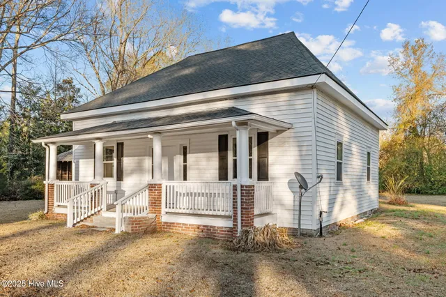 $189,000 | 206 North Broad Street, Everetts, NC 27825