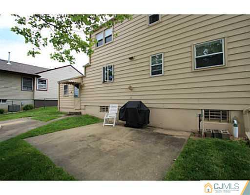 30 Sine Road Edison, NJ 08817 - Photo 7 of 22