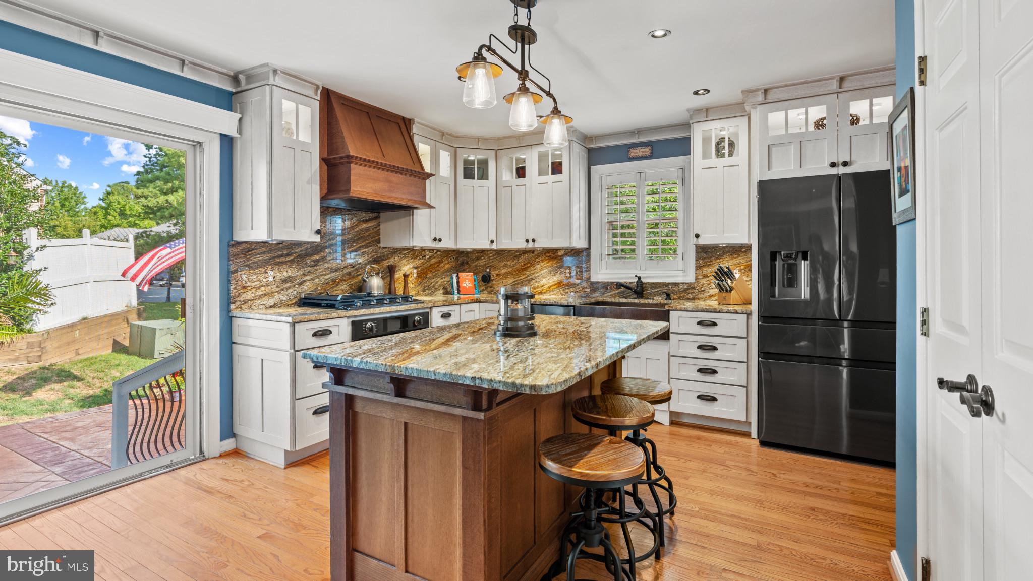 12083 Edgemere Circle Reston, VA 20190 - Photo 8 of 32 Stainless steel appliances, plenty of light.