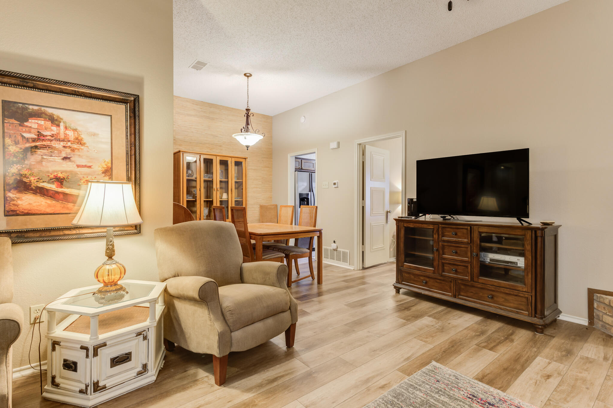 5814 Emory Street Lubbock, TX 79416 - Photo 13 of 38 5814-Emory-St_Lubbock-TX_11