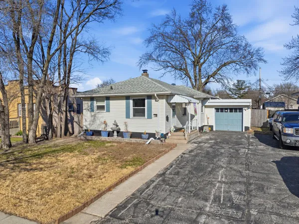 $199,900 | 6611 Arkansas Avenue, Hammond, IN 46323