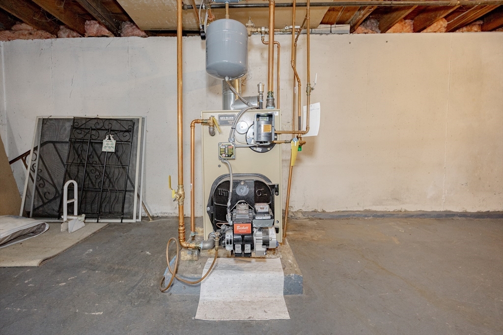 12 West Colony Road Lynn, MA 01902 - Photo 23 of 26 Gallery Image 23