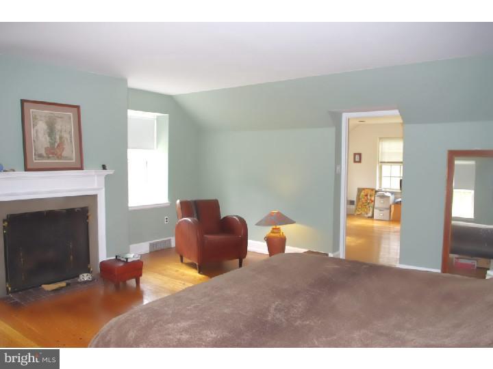 2253 Buttonwood Road Berwyn, PA 19312 - Photo 13 of 25 Master Bedroom