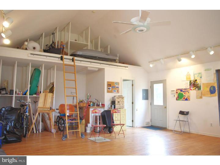 2253 Buttonwood Road Berwyn, PA 19312 - Photo 23 of 25 Barn