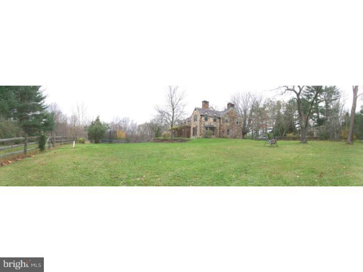 2253 Buttonwood Road Berwyn, PA 19312 - Photo 25 of 25 Back Yard