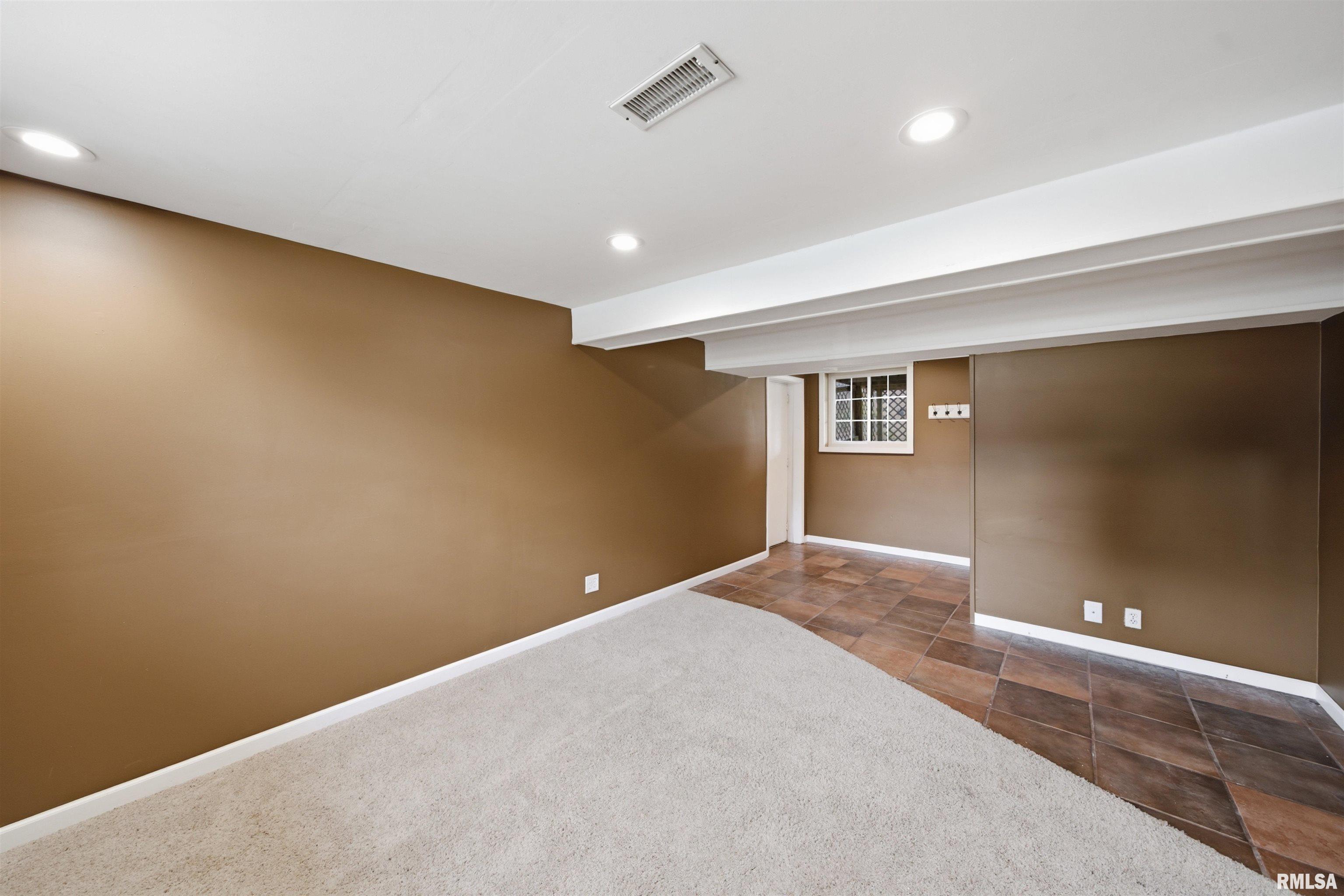2000 Sheridan Road Pekin, IL 61554 - Photo 27 of 43 Gallery Image 27